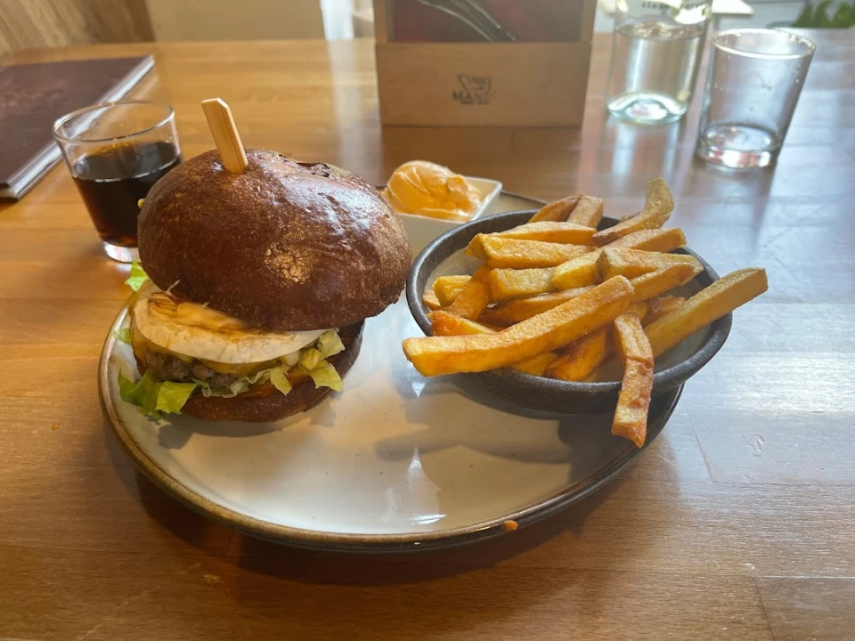 Fotka Hamburger a hranolčeky