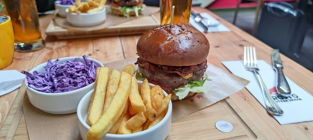 Fotka Hranolčeky a burger