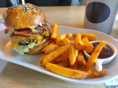 Fotka Beyond meat burger