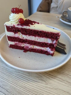 Fotka jedla Torta s lesným ovocím
