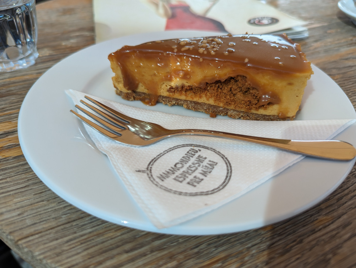 Fotka Cheesecake slaný karamel