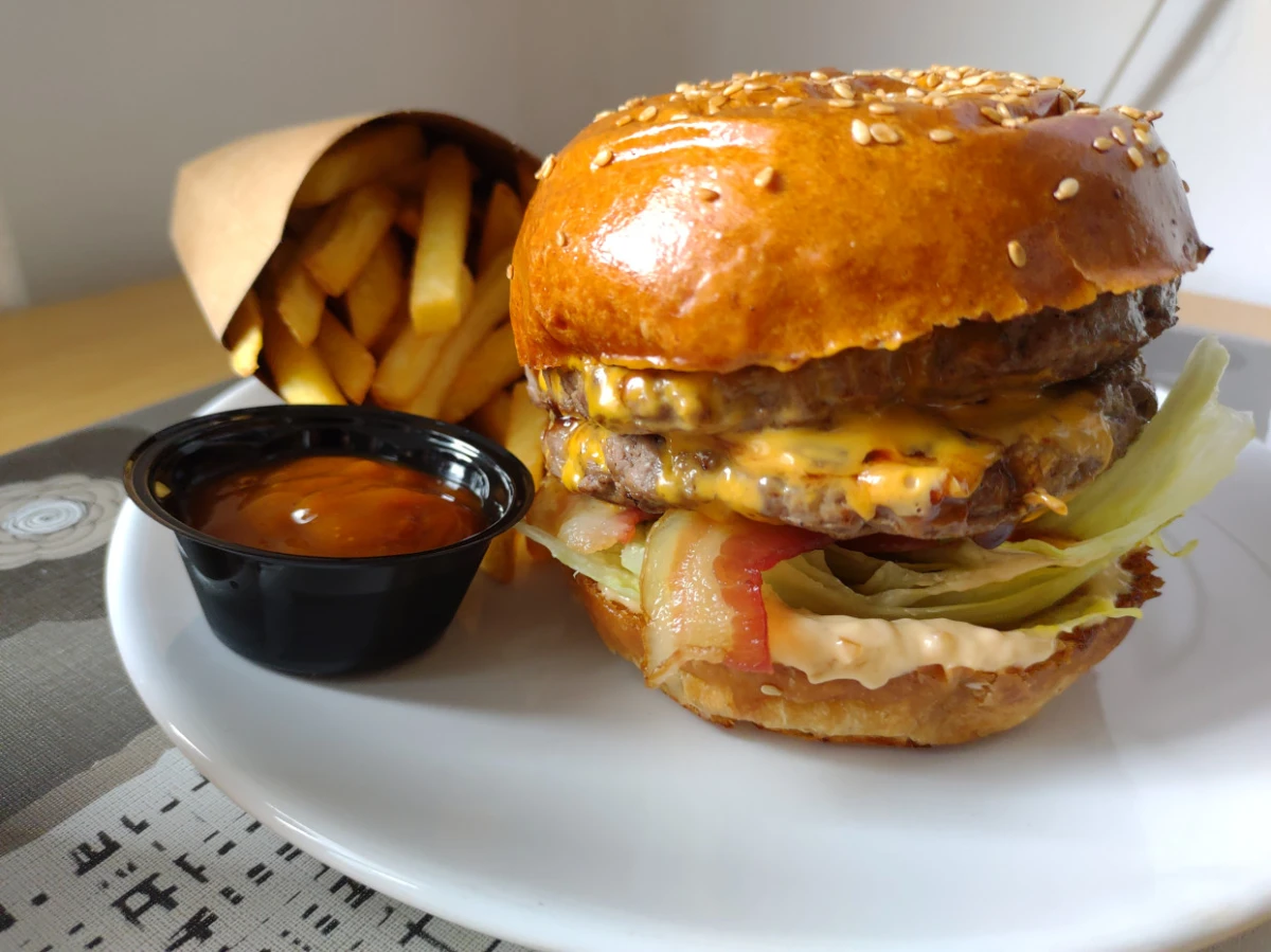 Fotka Louis' Double Beef