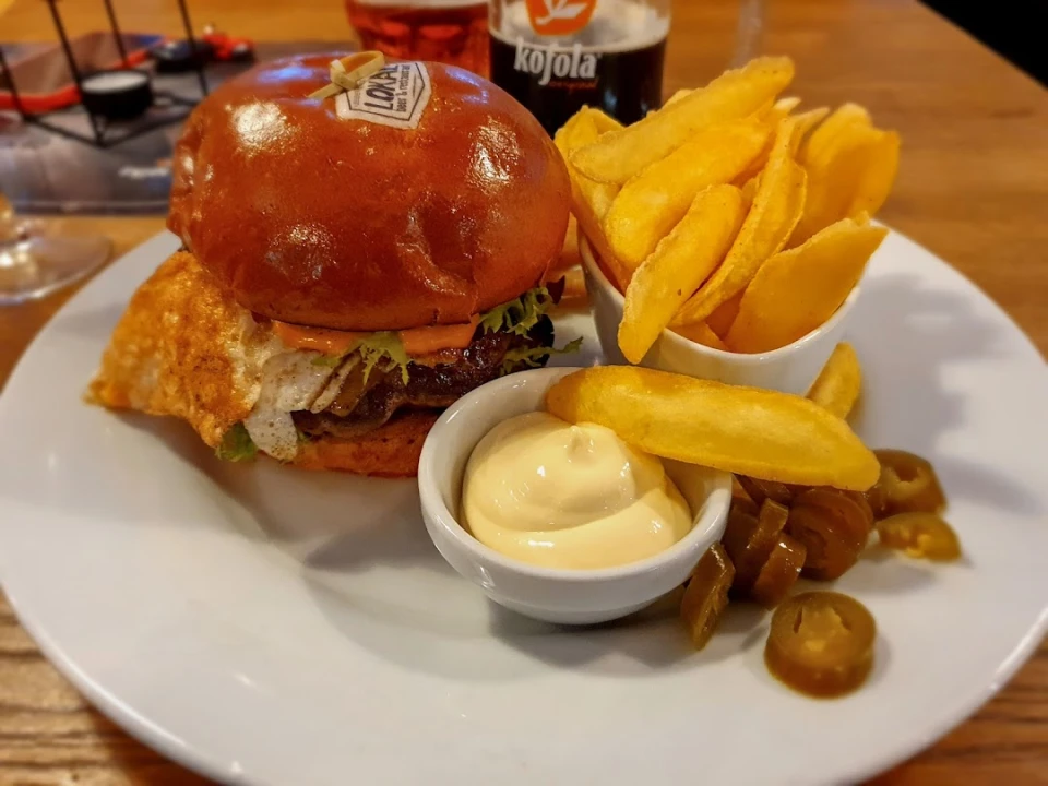 Fotka Hamburger a hranolčeky