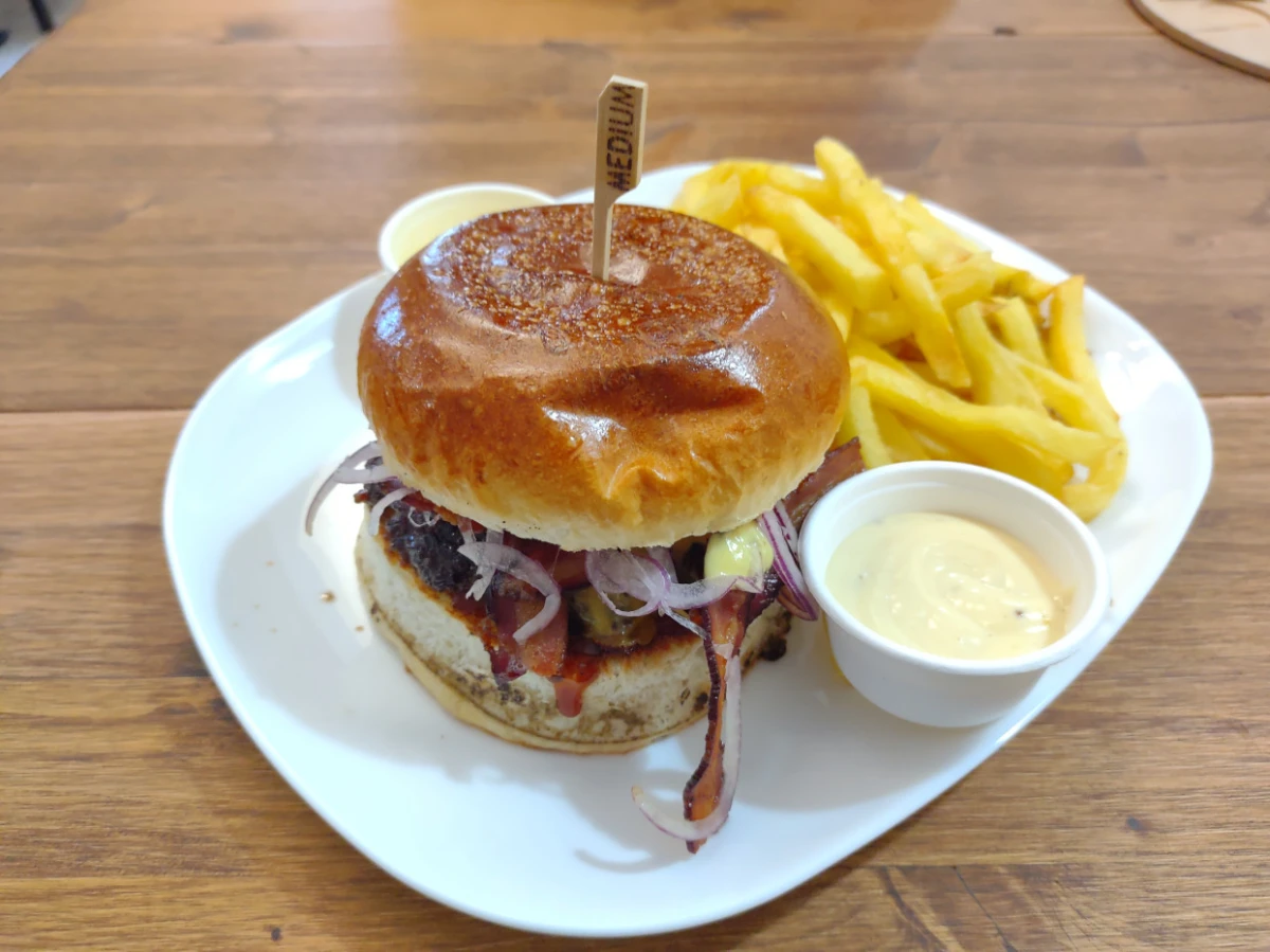 Fotka Extra krasty bacon burger