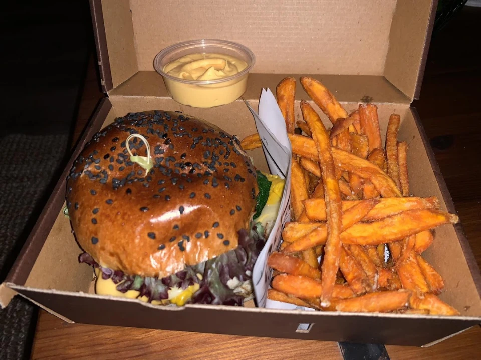 Fotka Hamburger a hranolčeky