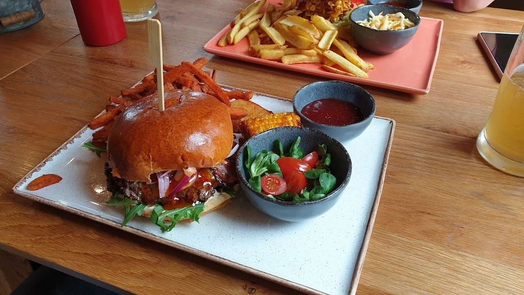 Fotka Hranolčeky a burger