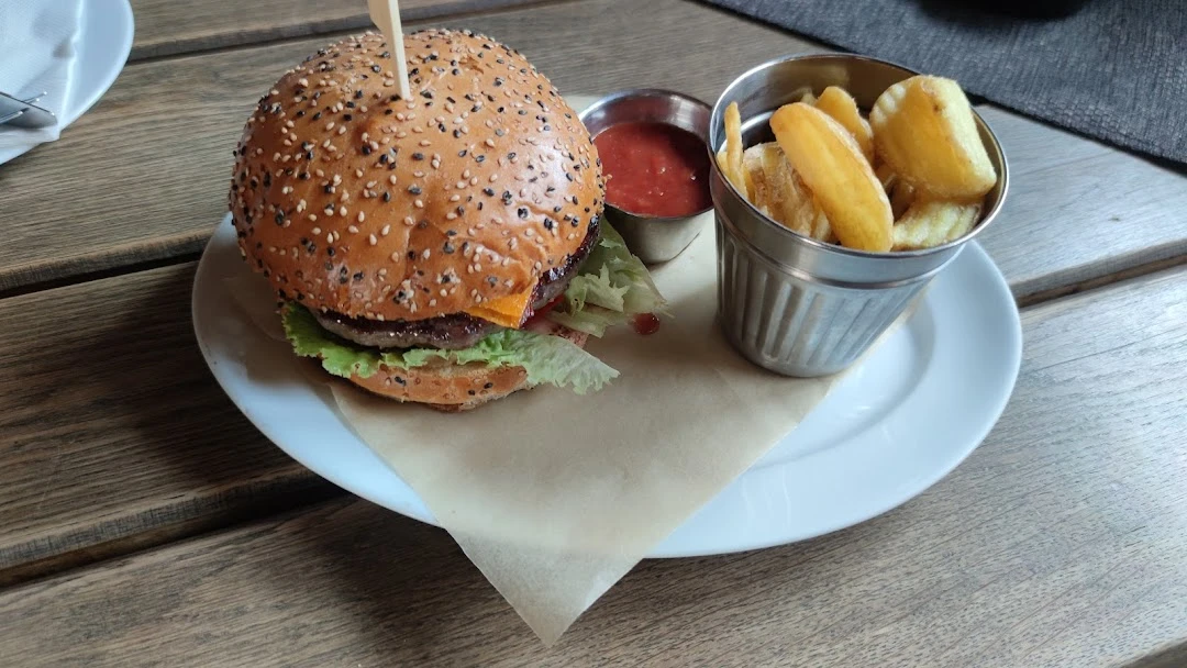 Fotka Hranolčeky a burger
