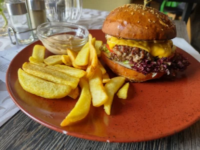 Fotka jedla Burger