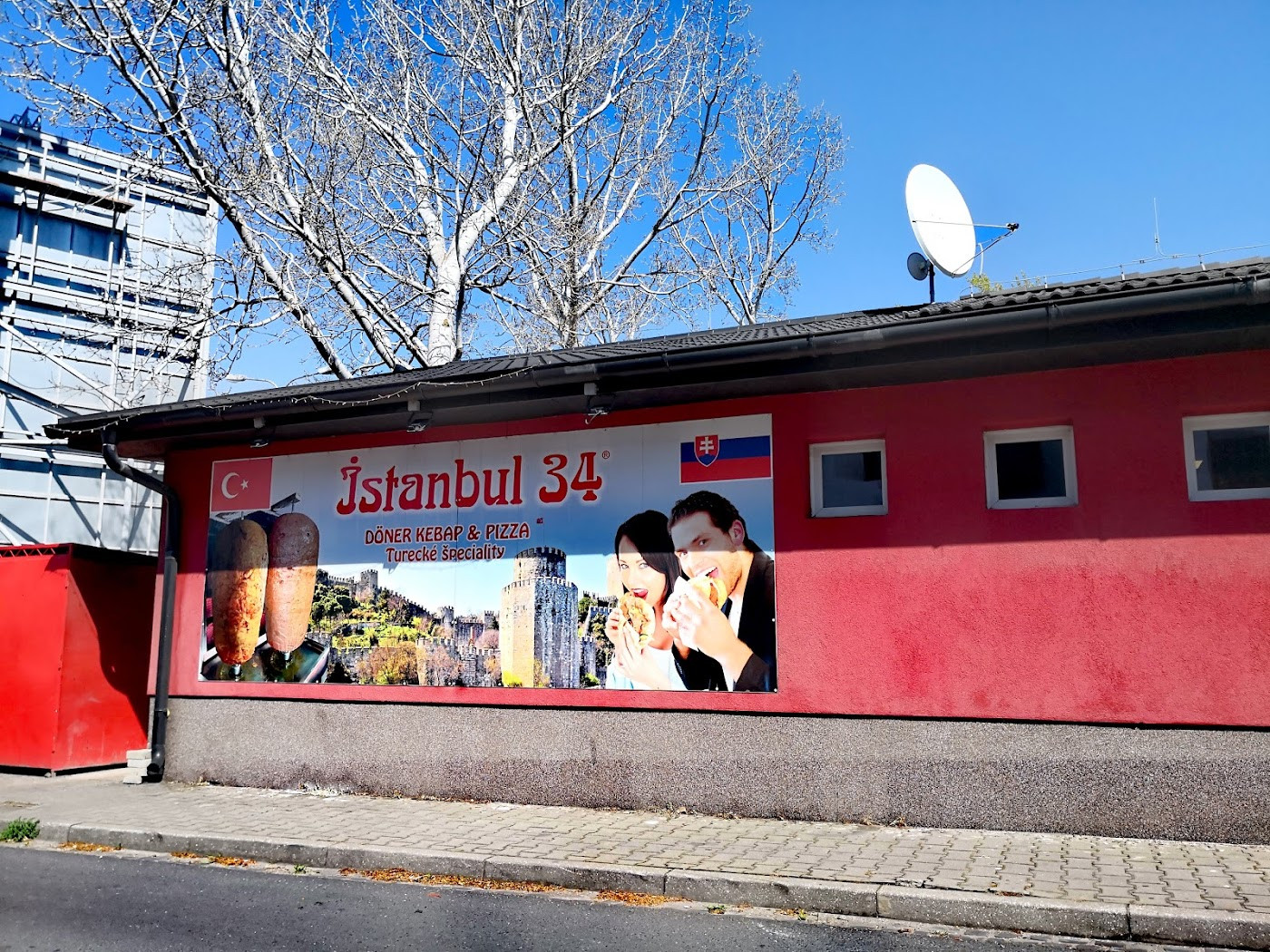 Foto reštaurácie