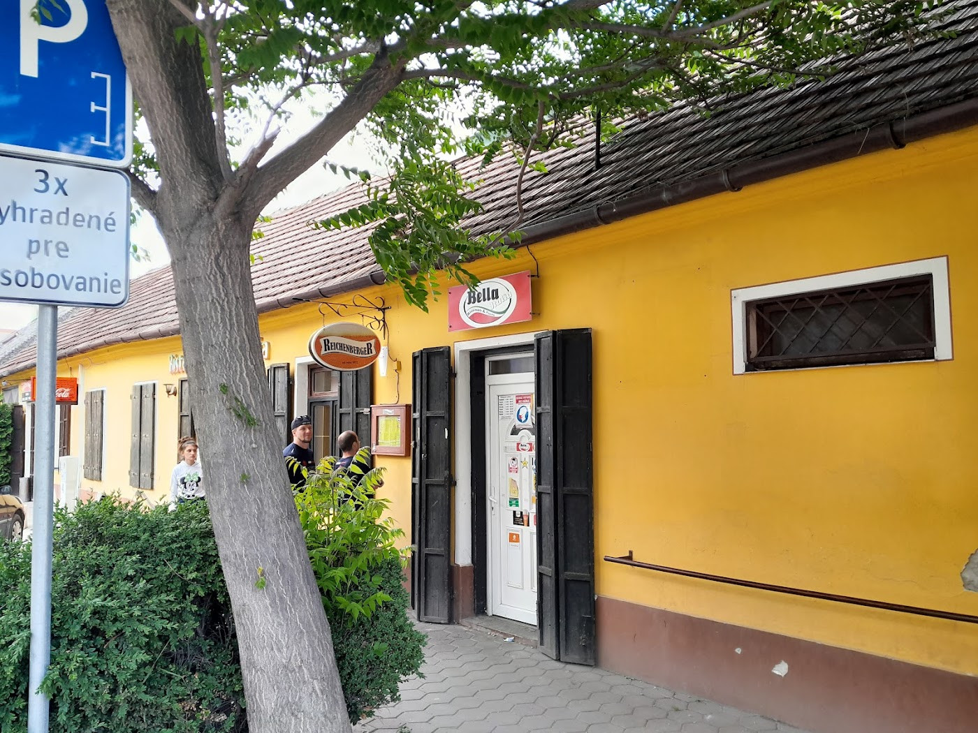 Foto reštaurácie
