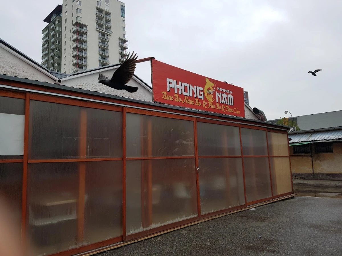 Phong Nam Bistro