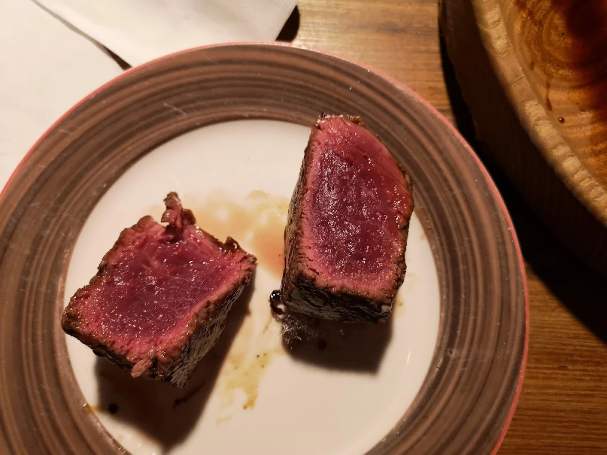Steak House Preshow
