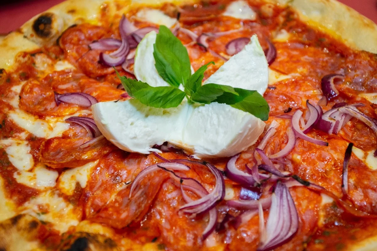 Pupi Italiana Ristorante • Pizza • Pasta • Bar
