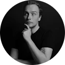 Autor hodnotenia Tomáš Vyšinský