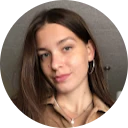 Autor hodnotenia Laura Kevanová