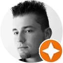 Autor hodnotenia Róbert Komorovský