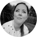 Autor hodnotenia Ivana Šarmírova